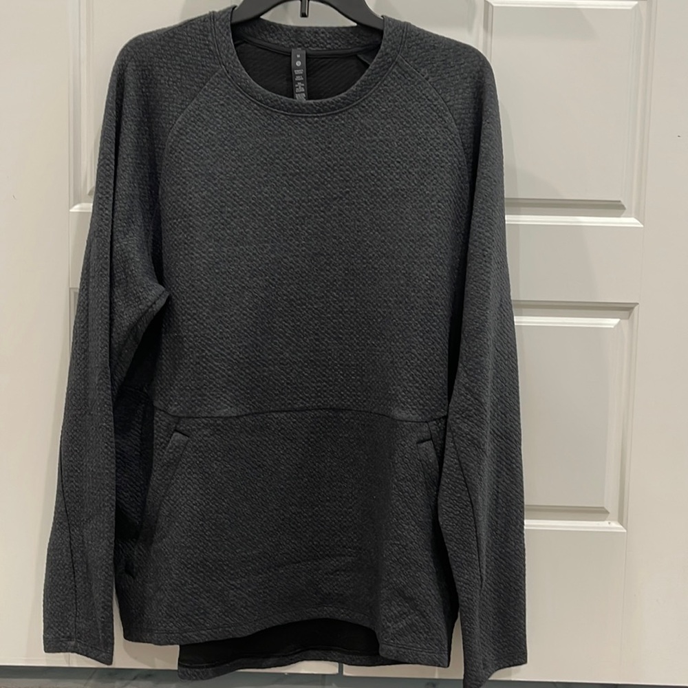 Lululemon men’s at ease crew neck NWT